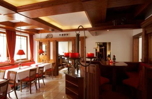 Hotel Goldener Stern อัสเชอแบร์ก ภายนอก รูปภาพ